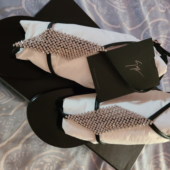 Giuseppe Zanotti Sandal - Picture 2 of 5